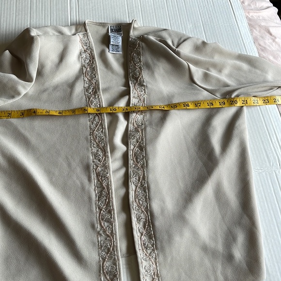 R&M Richards Cream Pink Floral Beaded Detail Sheer Blazer Jacket size 12P - Picture 8 of 17